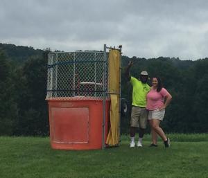 photo 1412616615497057